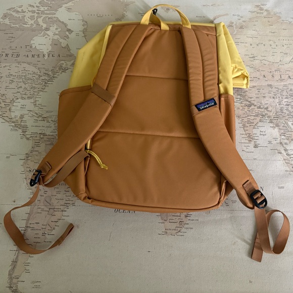 Patagonia Arbor Roll Top Backpack | Roll Top Gold/Brown 30L - Picture 3 of 16